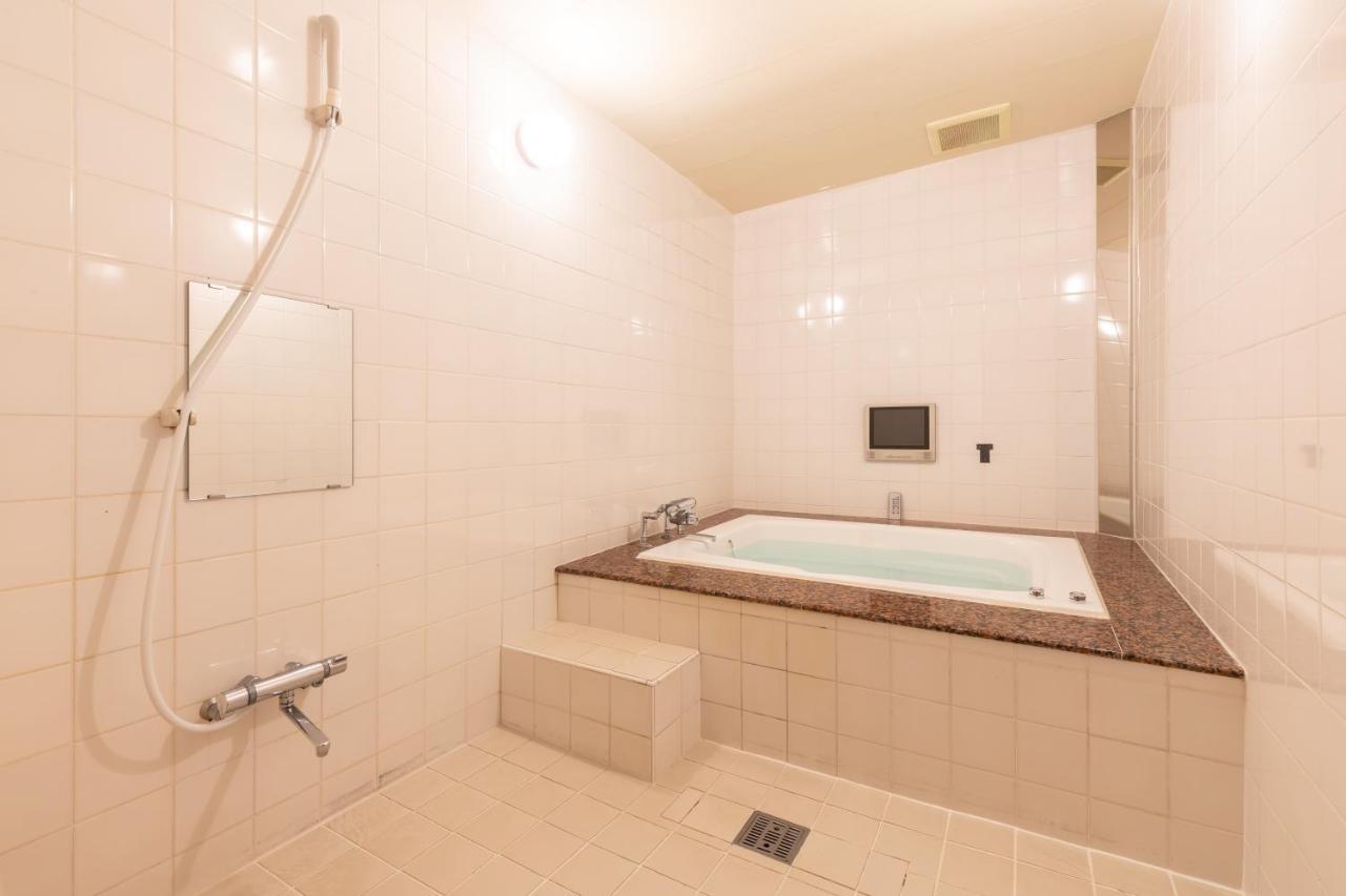 Love hotel Mie Loco Garden (adults Only) 2*