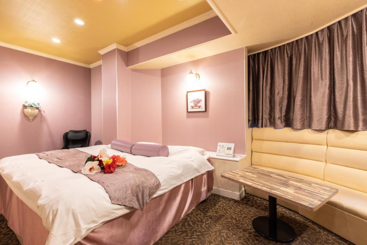 Love hotel Mie Loco Garden (adults Only) Komono